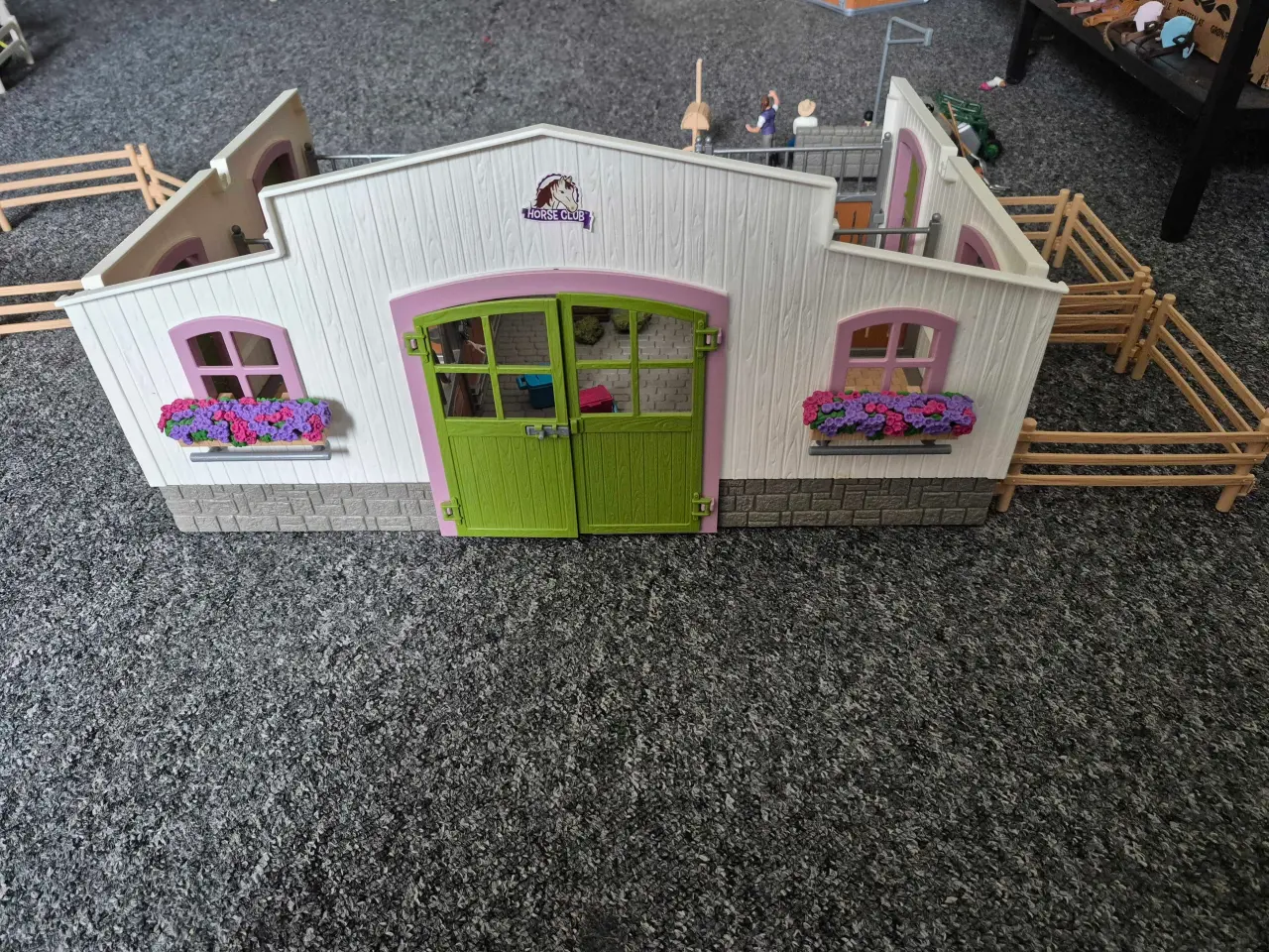 Billede 1 - Schleich heste, stald, en masse tilbehør