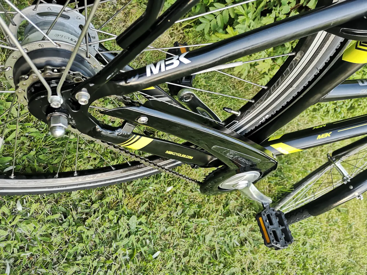 Billede 3 - Flot dame-pigecykel ,Nye cykelkurv, 28",53 cm, 7 g