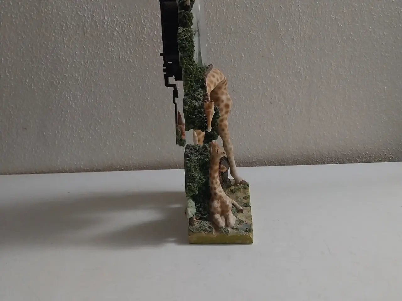 Billede 5 - Ur med dyr. 26 x 17 cm