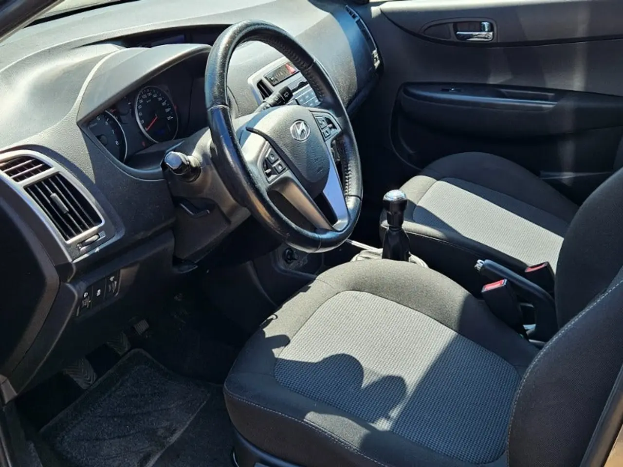 Billede 4 - Hyundai i20 1,25 Classic XTR