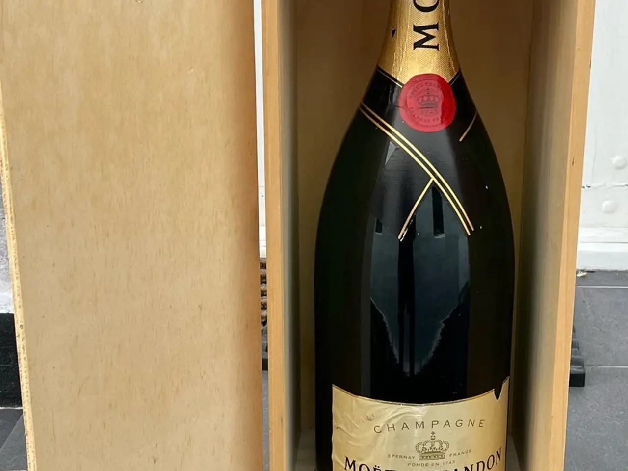 Billede 1 - Moet & Chandon 9L Salmanazar i orig. trækasse!!