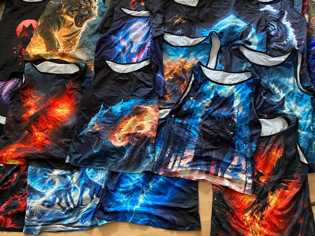 Billede 1 - Tøj - t-shirt ( sommer )