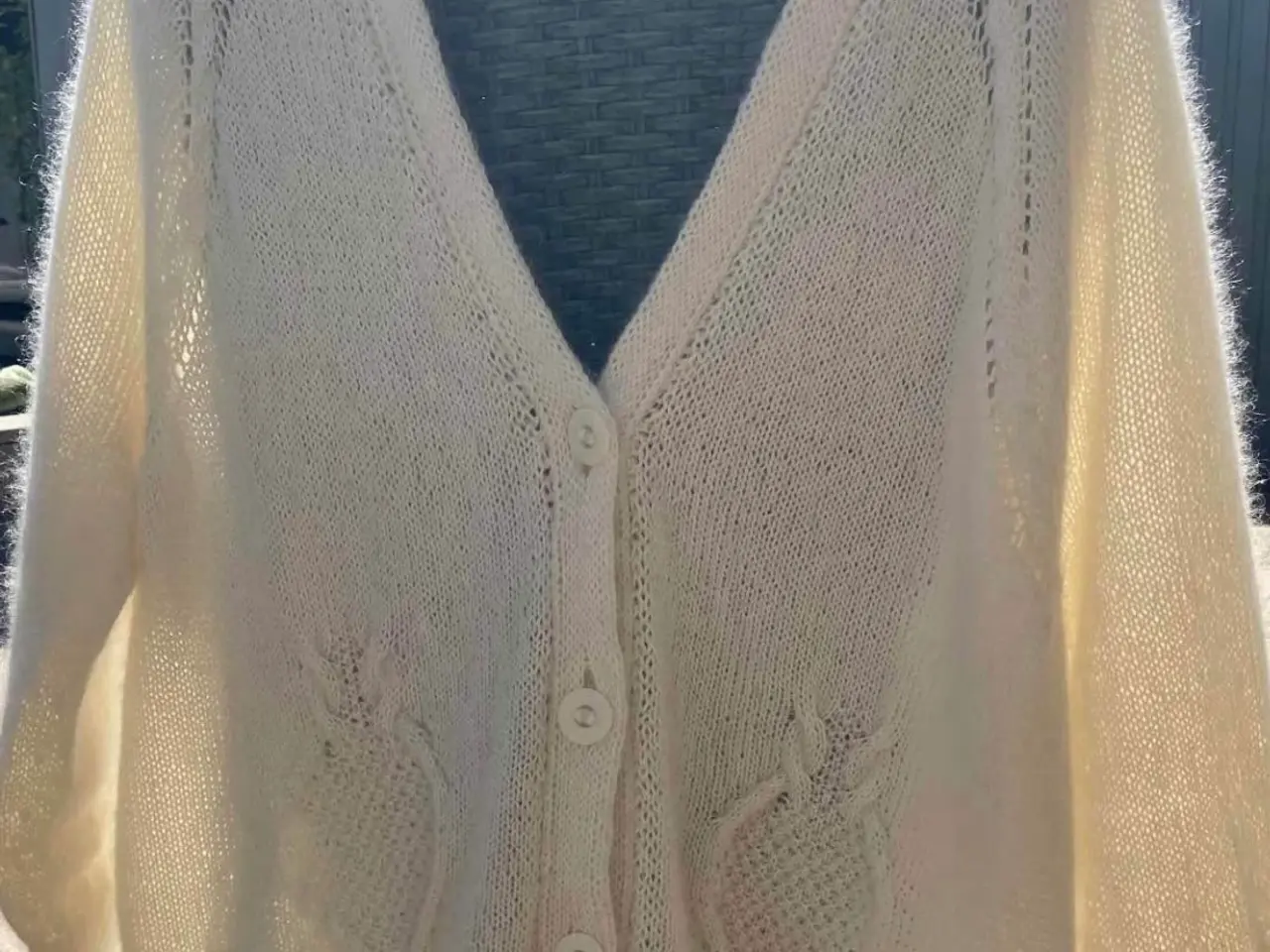 Billede 1 - Strikket cardigan sælges