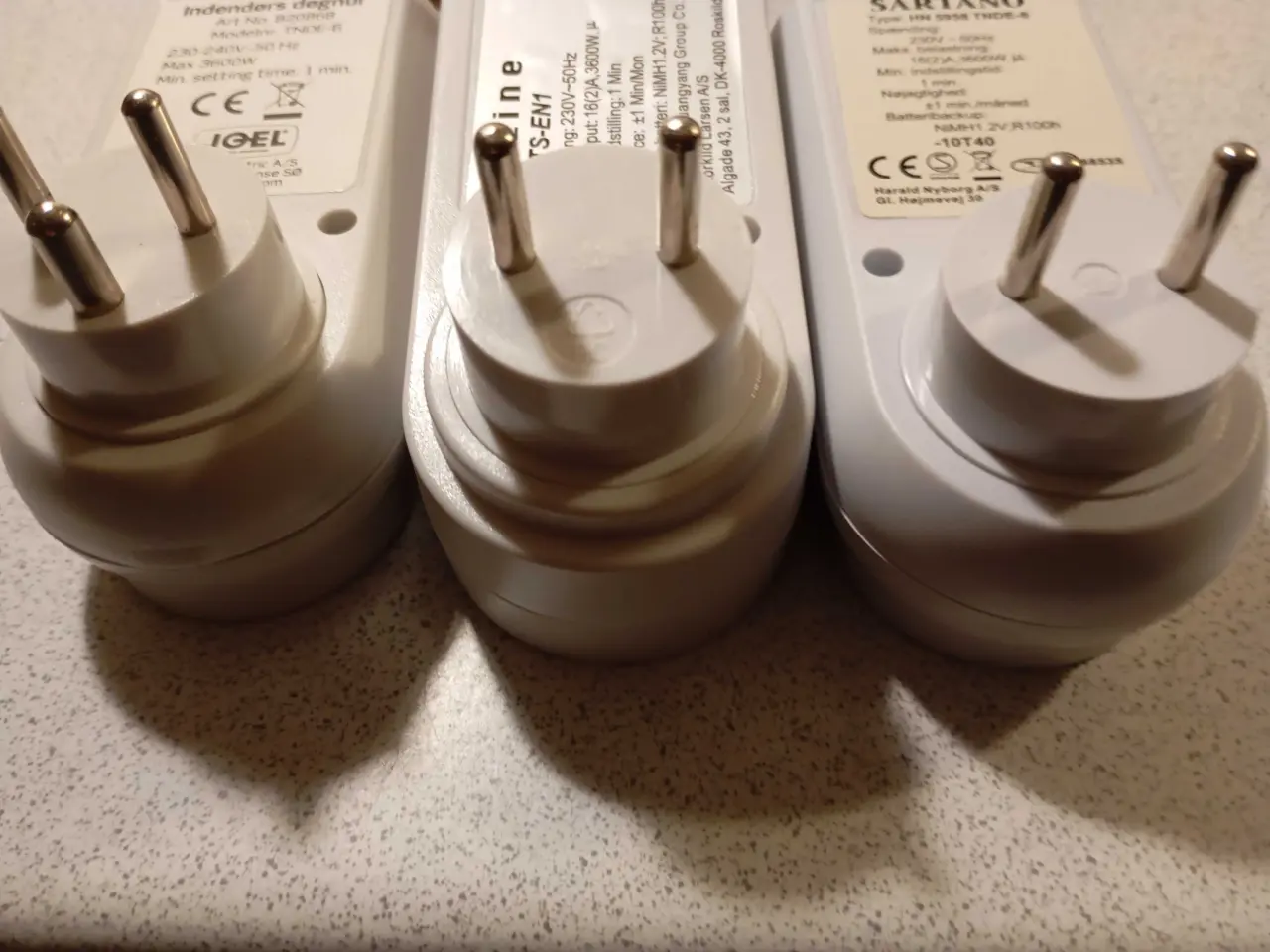 Billede 4 - Timer. Tænd og sluk ur.