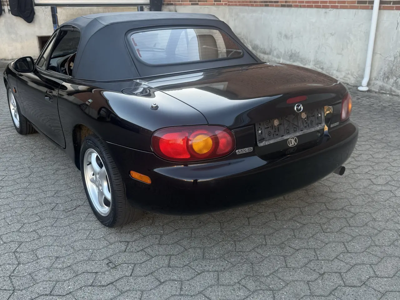 Billede 3 - Mx5 1,8 med 6 gear og spær