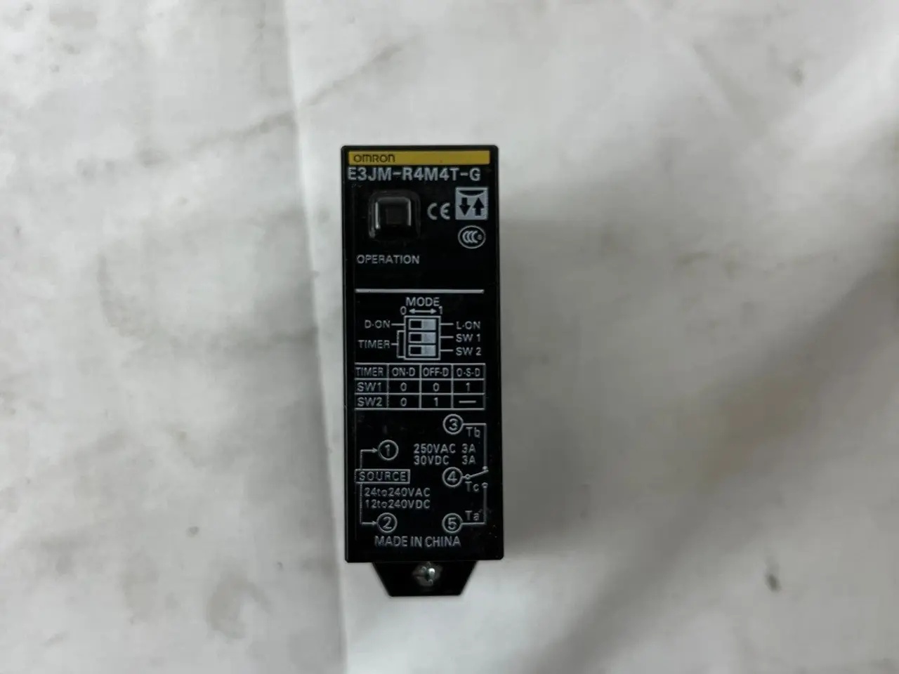 Billede 2 - Omron E3JM-R4M4T-G Photoelectric Sensor kontakt