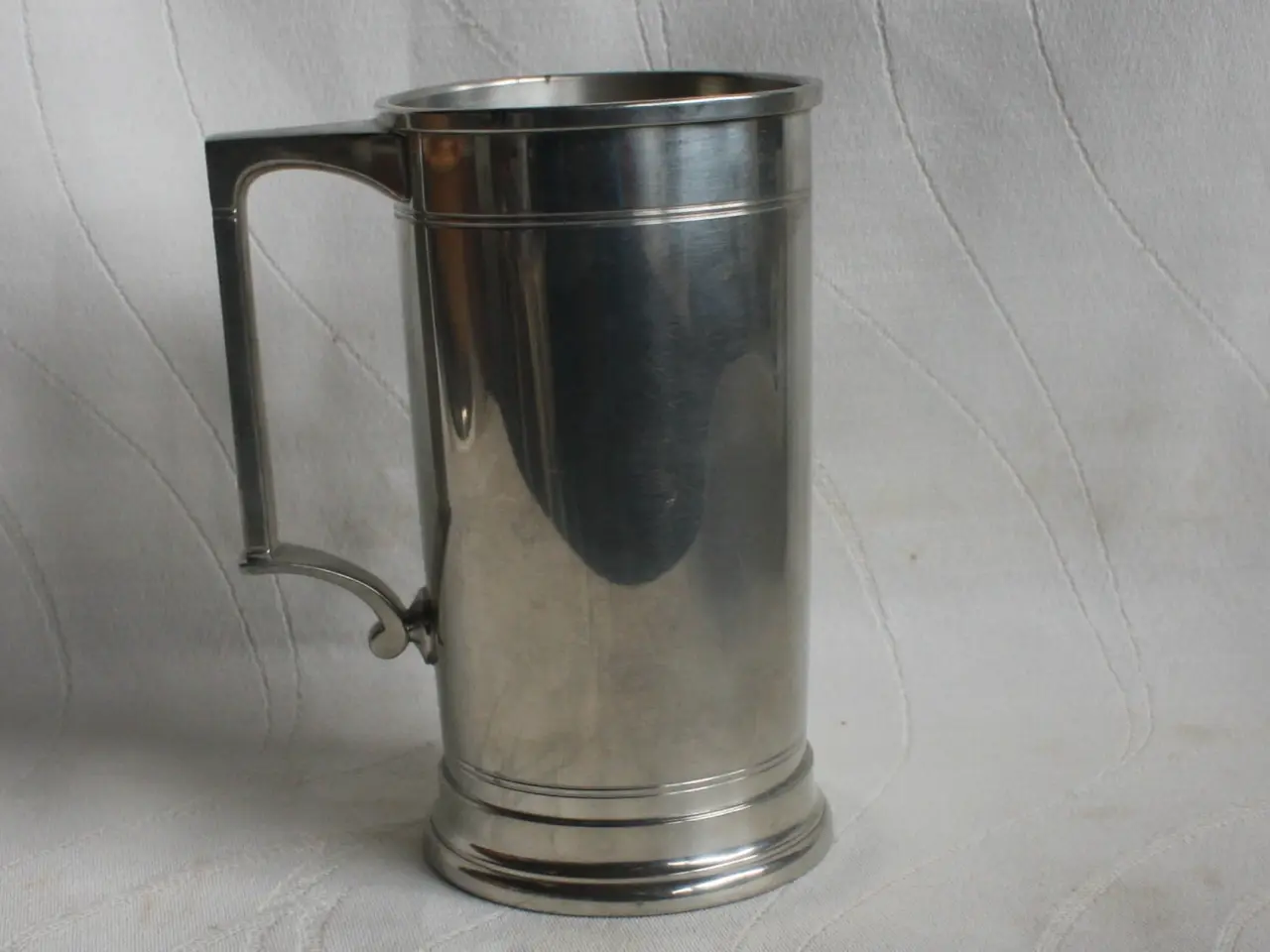 Billede 1 - Ølkrus af tin
