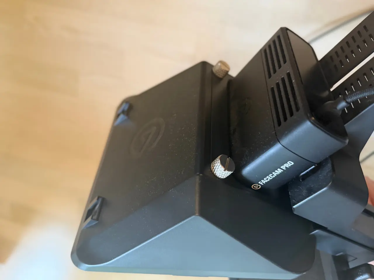 Billede 3 - Elgato Prompter + Facecam Pro + arm – komplet sæt