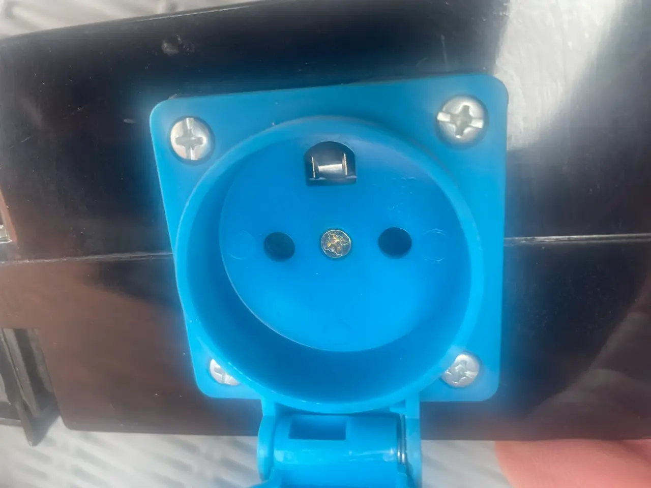 Billede 3 - CEE kontakter 16 og 32 Amp. 