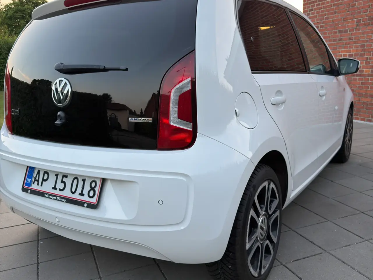 Billede 7 - VW up lav km 75 hk