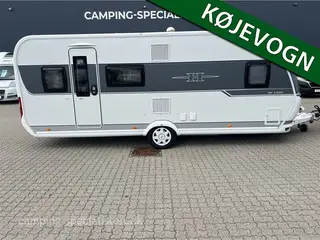 2017 - Hobby De Luxe 560 KMFe 2017 Hobby De Luxe 560 KMFe - Se den nu hos Camping-Specialisten.dk