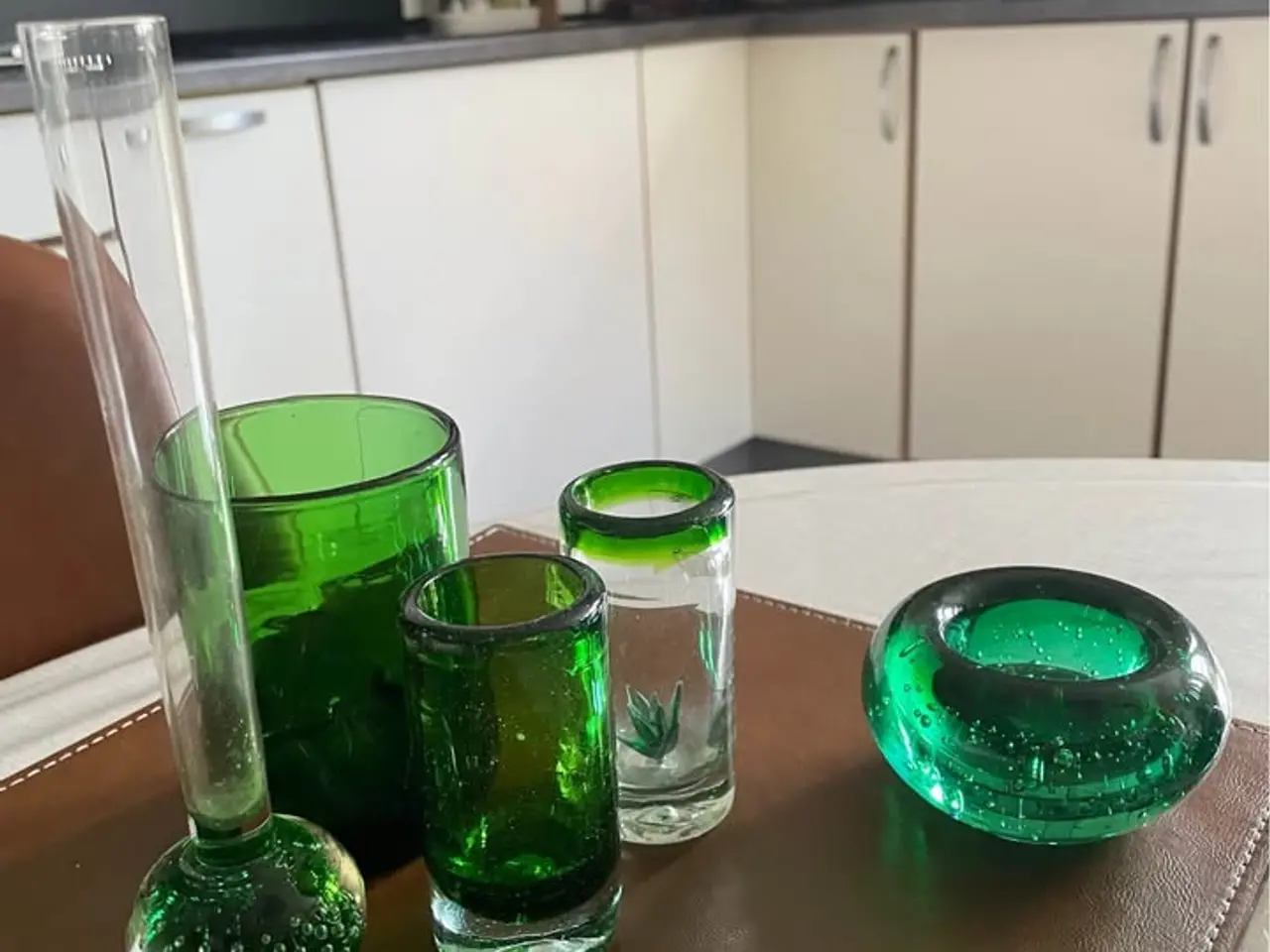 Billede 1 - mange forskellige glas ting