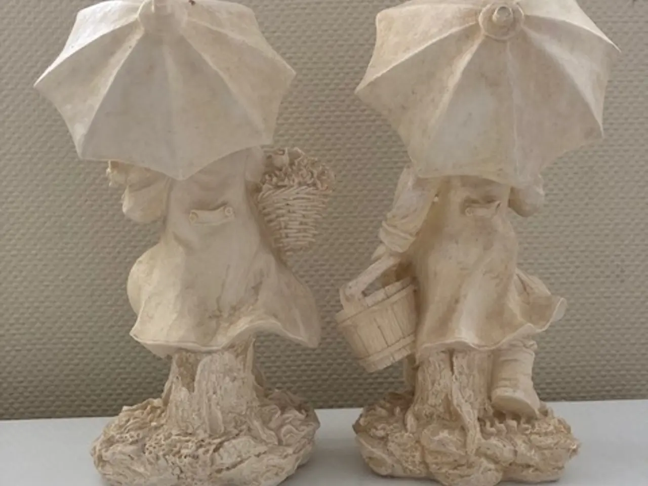 Billede 2 - 2 stk. figurer
