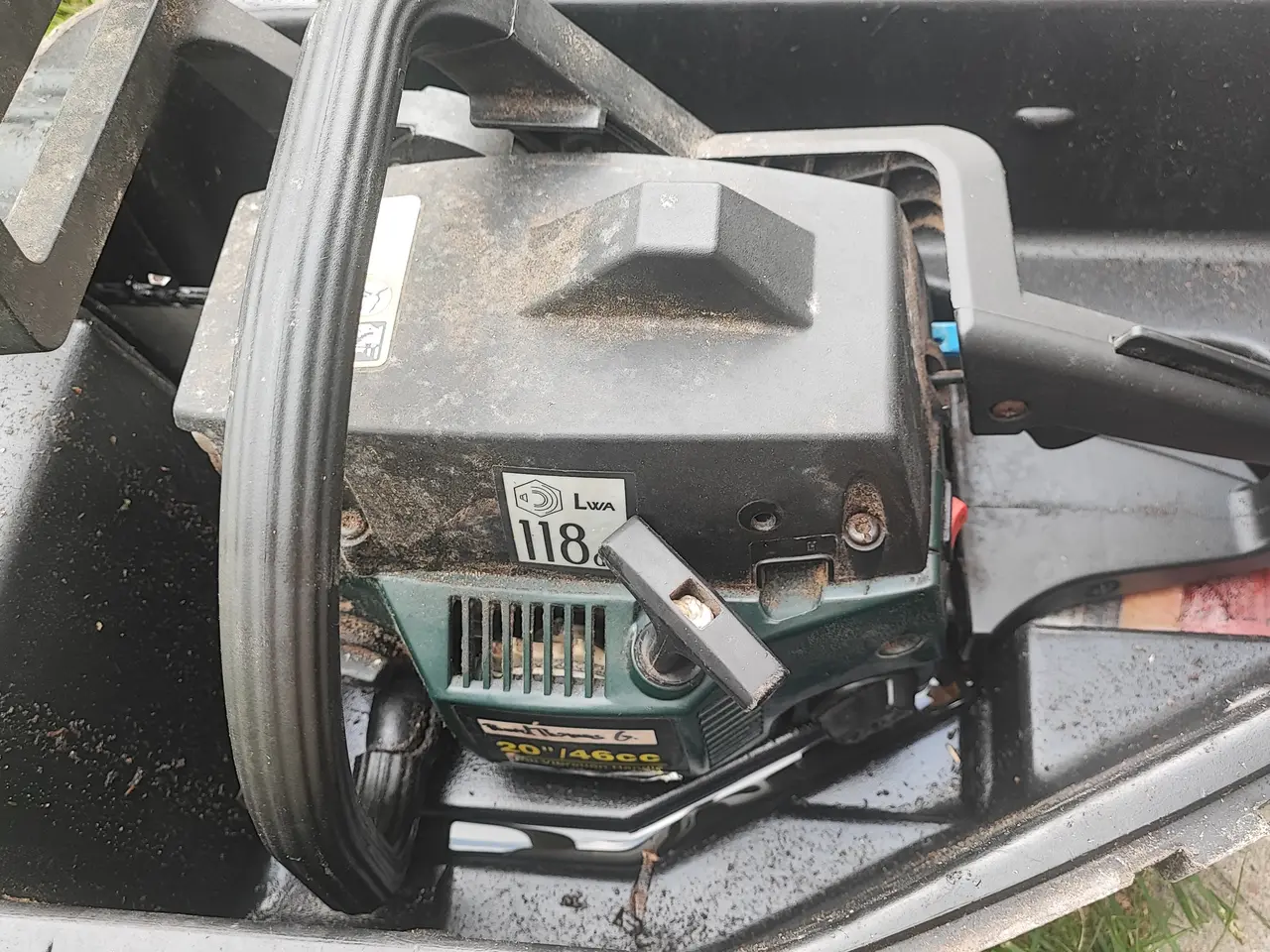 Billede 1 - Motorsaven benzin