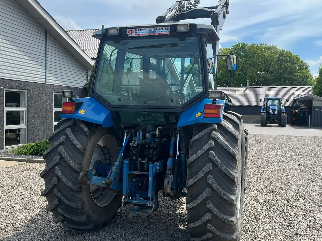 Billede 14 - New Holland 8240 SLE med frontlæsser