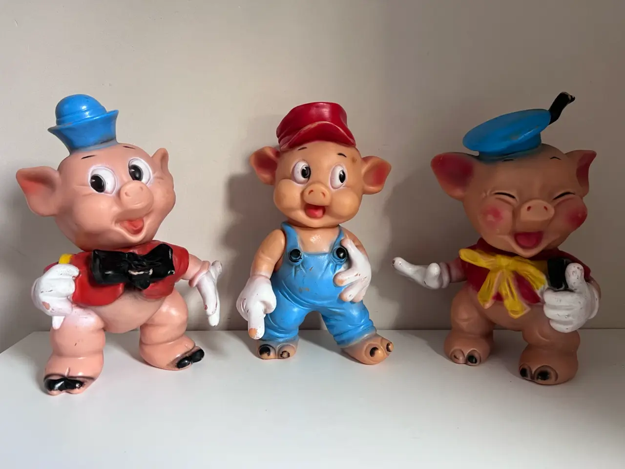Billede 1 - De tre små grise gummifigurer fra 60’erne