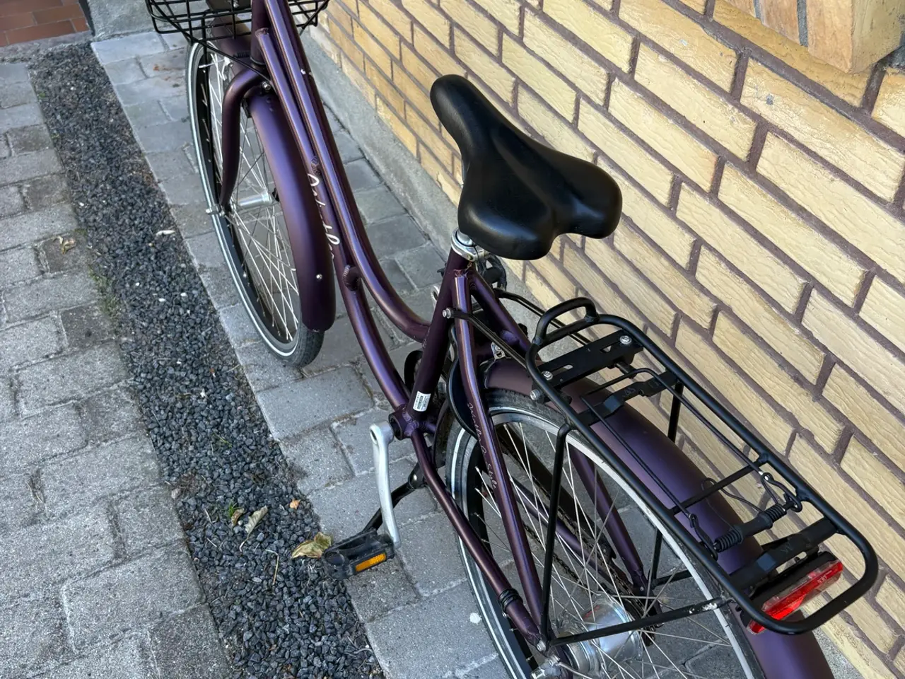 Billede 4 - Meget velholdt pigecykel