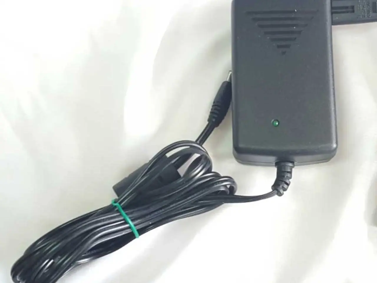 Billede 1 - Strømforsyning DVE Switching Power Supply 12V 2A
