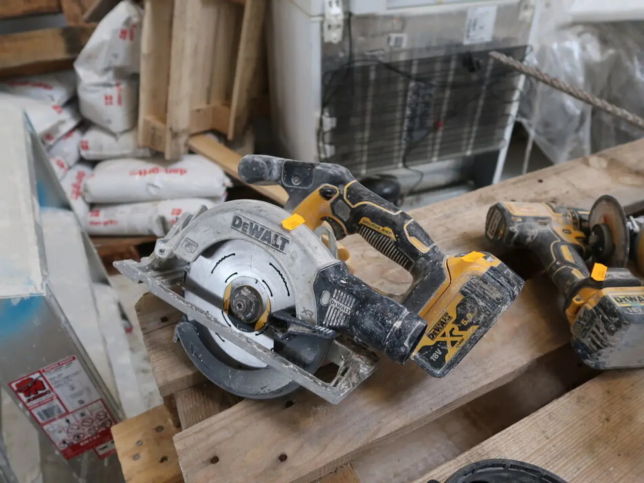 Billede 1 - Akku rundsav DEWALT DCS565 med batteri