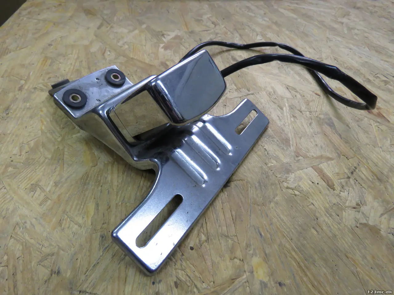 Billede 3 - Nummerpladeholder m lys, Suzuki VS 700/ 750/ 800