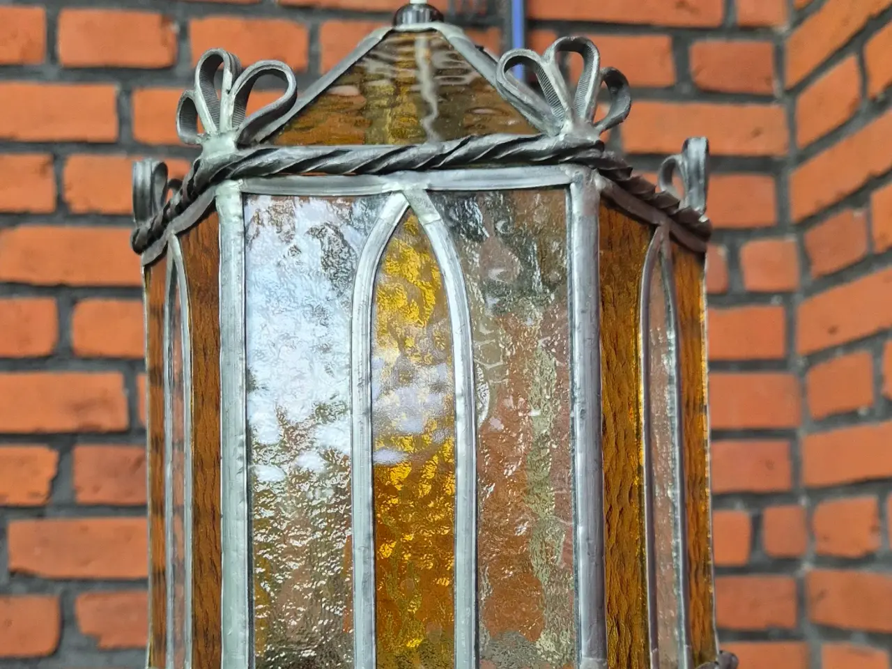 Billede 18 - Skulpturel pendel i blyindfattet glas