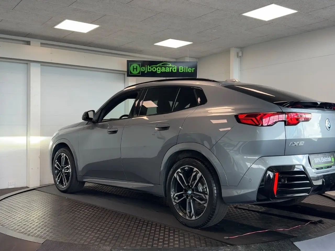 Billede 3 - BMW iX2 eDrive20 Fully Charged M-Sport