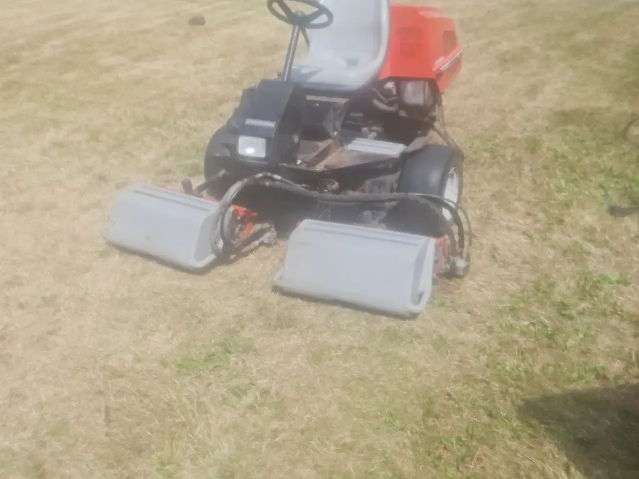 Billede 2 - Jacobsen plænetraktor