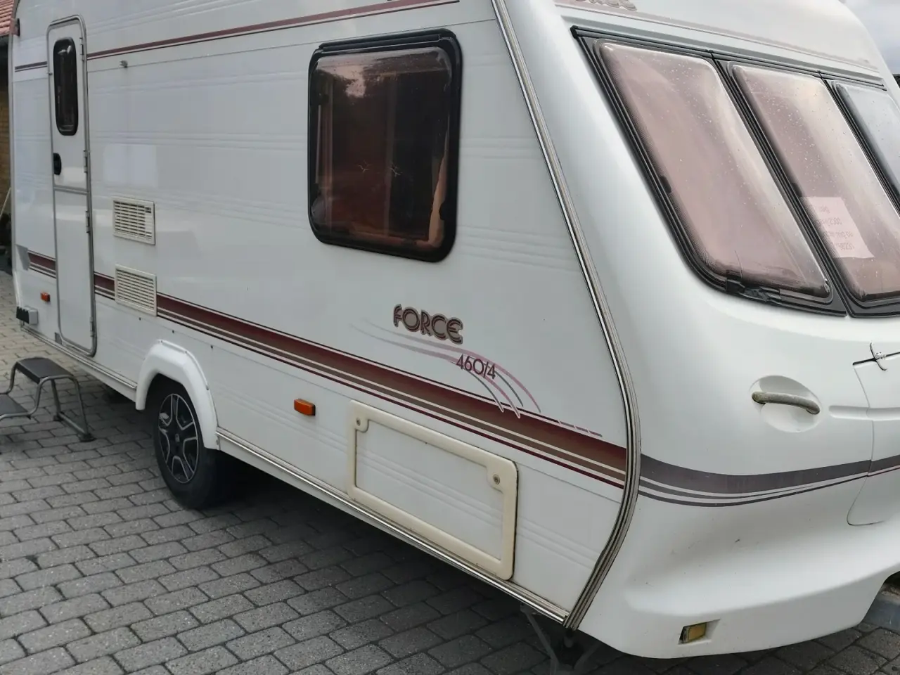 Billede 2 - Camping vogn egen vægt 825