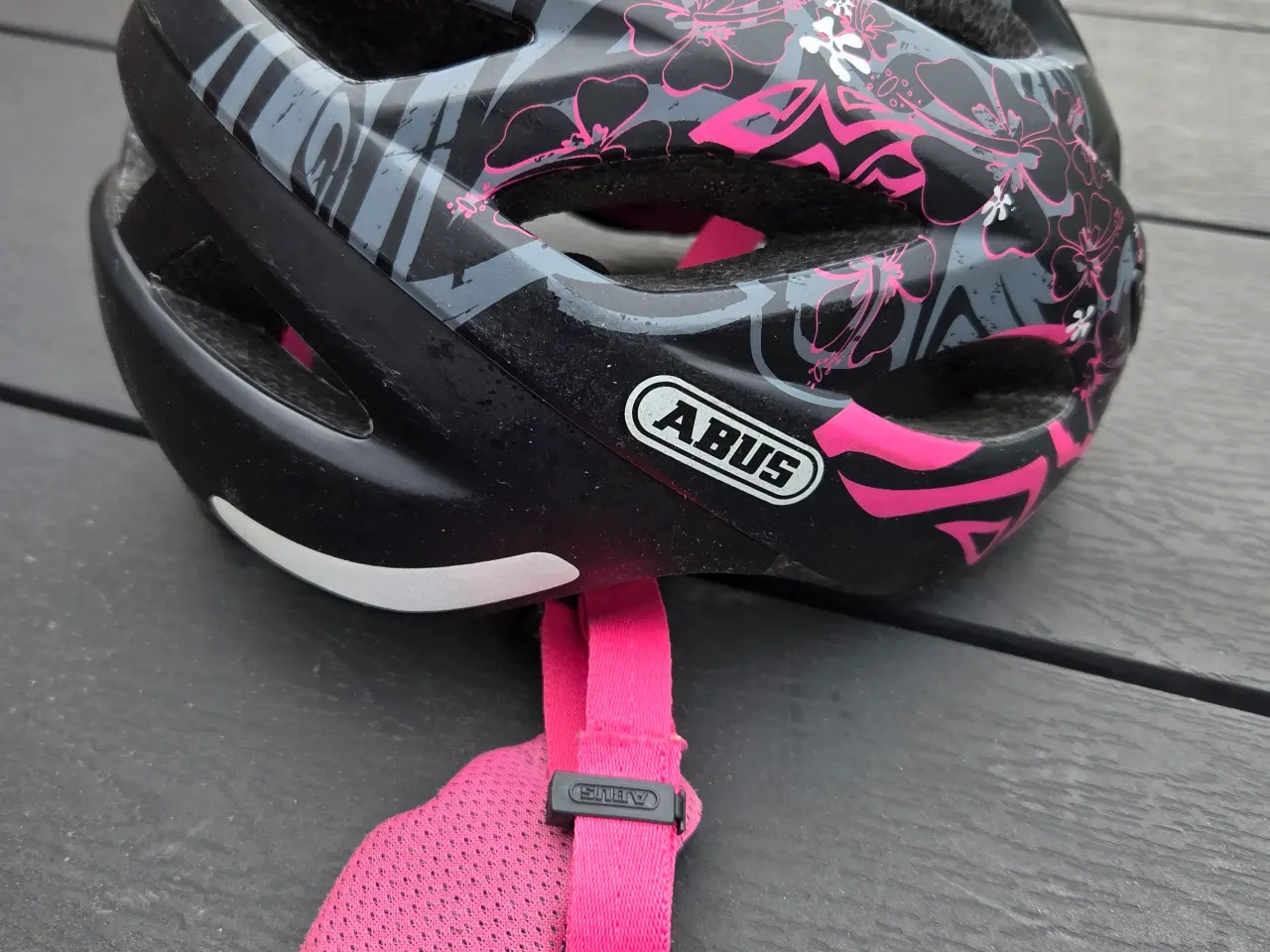 Billede 1 - ABUS     cykelhjelm 