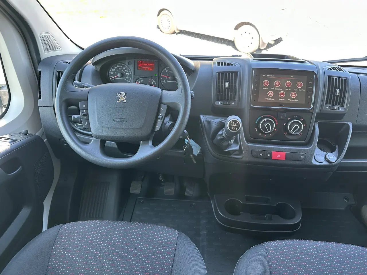 Billede 14 - Peugeot Boxer 435 2,2 BlueHDi 165 L2H2 Premium