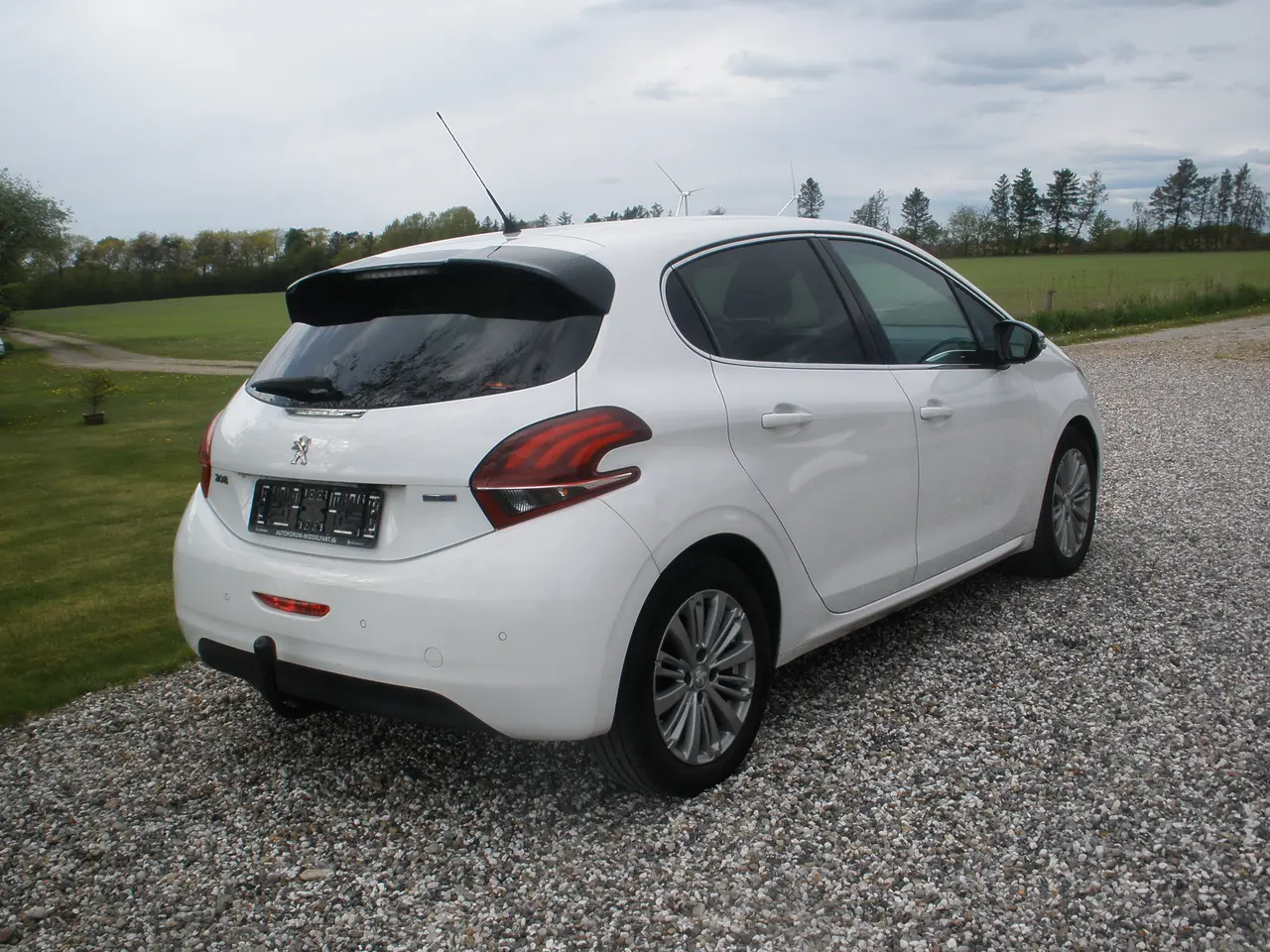 Billede 8 - Peugeot 1,6 Blue HDI 5 dørs