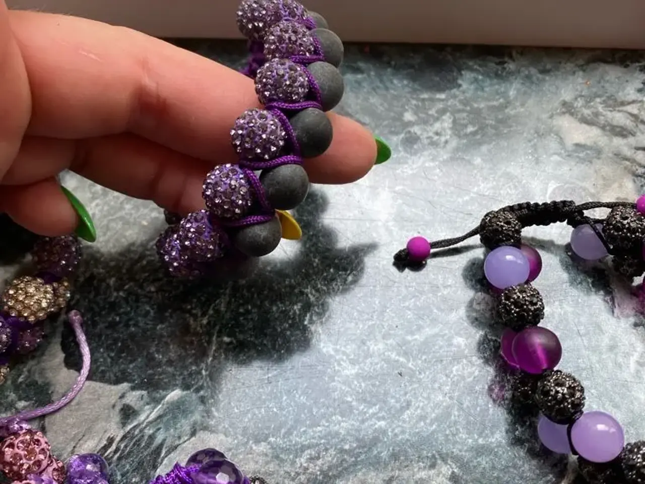 Billede 6 - Nye knyttede armbånd
