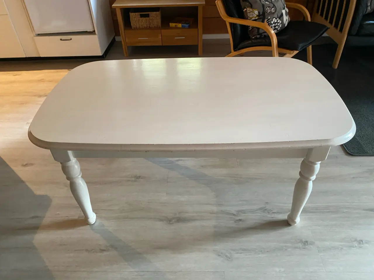Billede 1 - Sofabord i fyrretræ