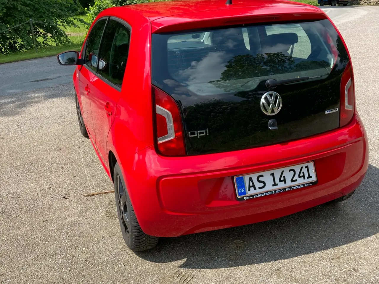 Billede 2 - Velholdt VW UP sælges