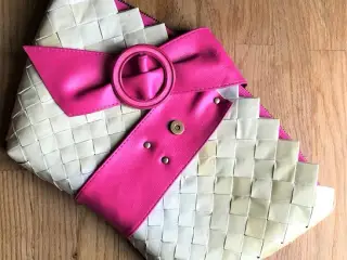Flettet HÅNDTASKE - UNIKT design