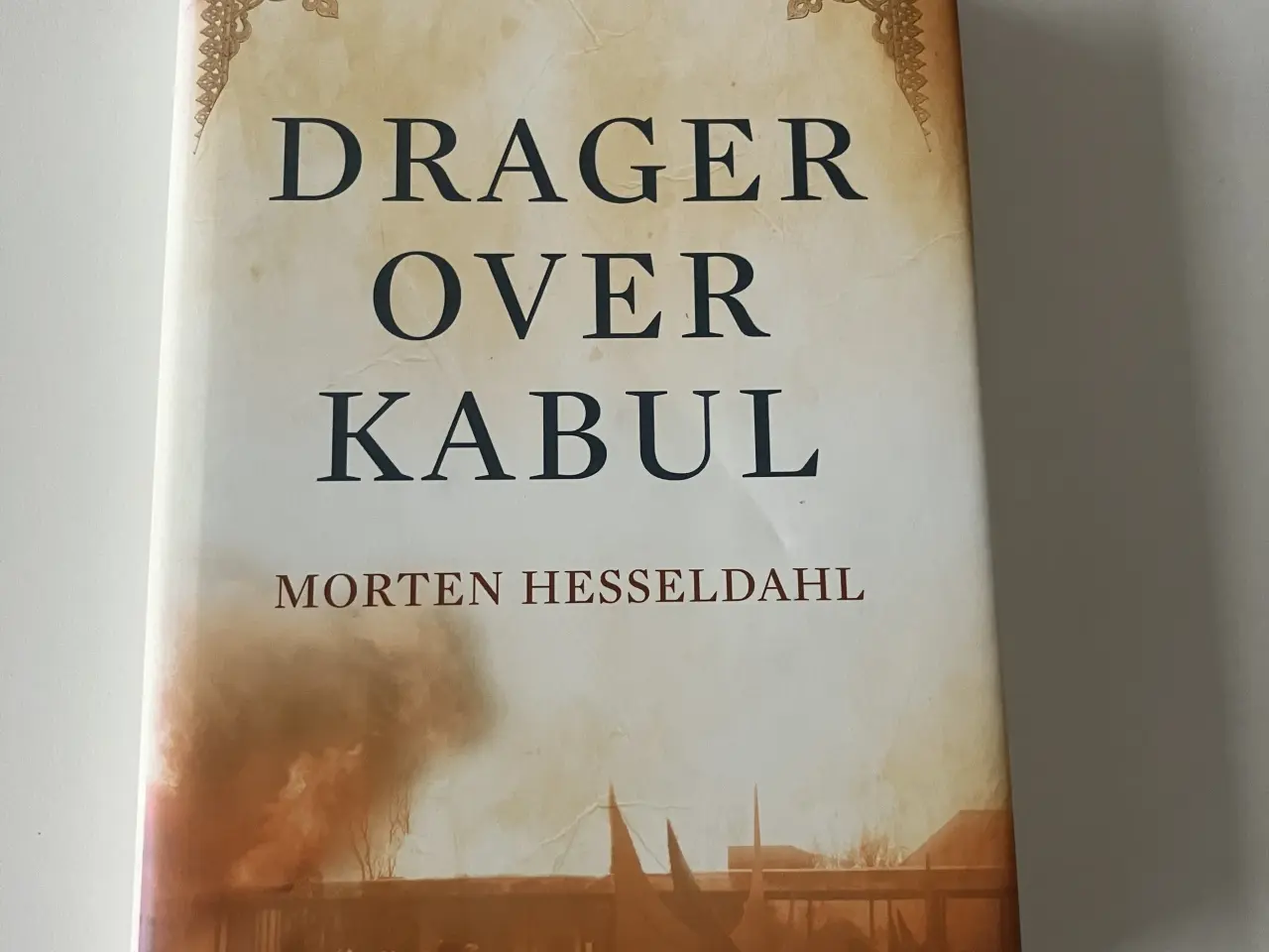 Billede 1 - Drager over Kabul. Af Morten Hesseldahl