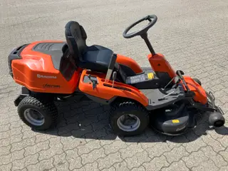 Husqvarna R213 C 94 cm klipper