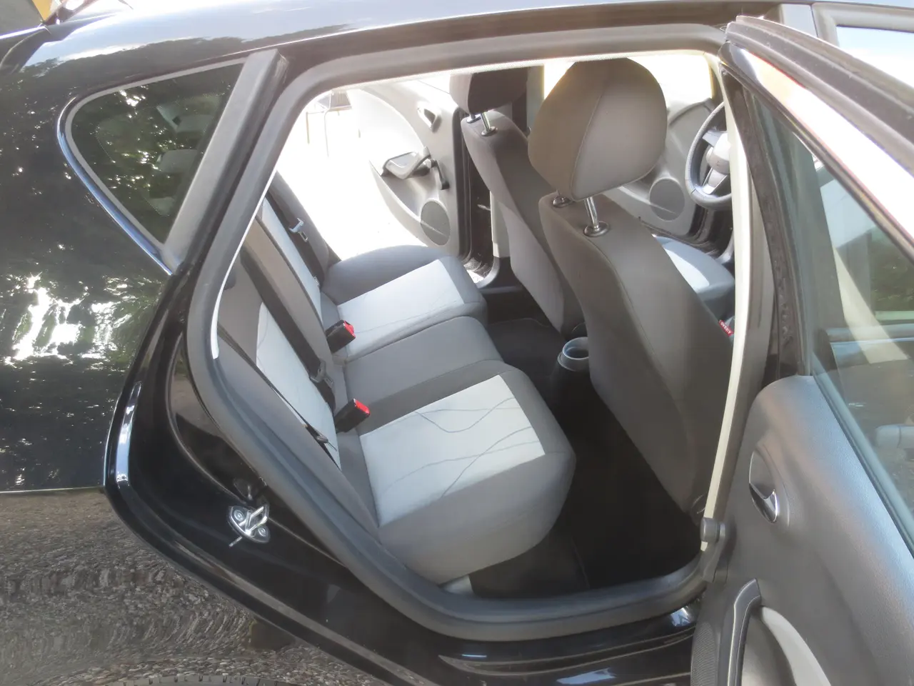 Billede 14 - Pæn Seat Ibiza 1.2 i År 15. Nysynet.