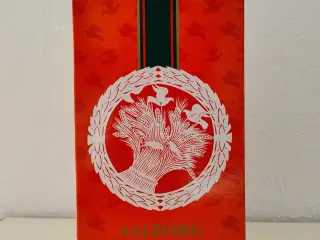 Juleakvavit i original æske