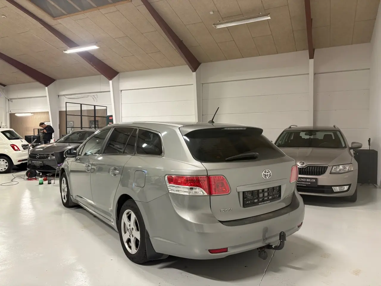 Billede 3 - Toyota Avensis 1,6 VVT-i T2 stc.