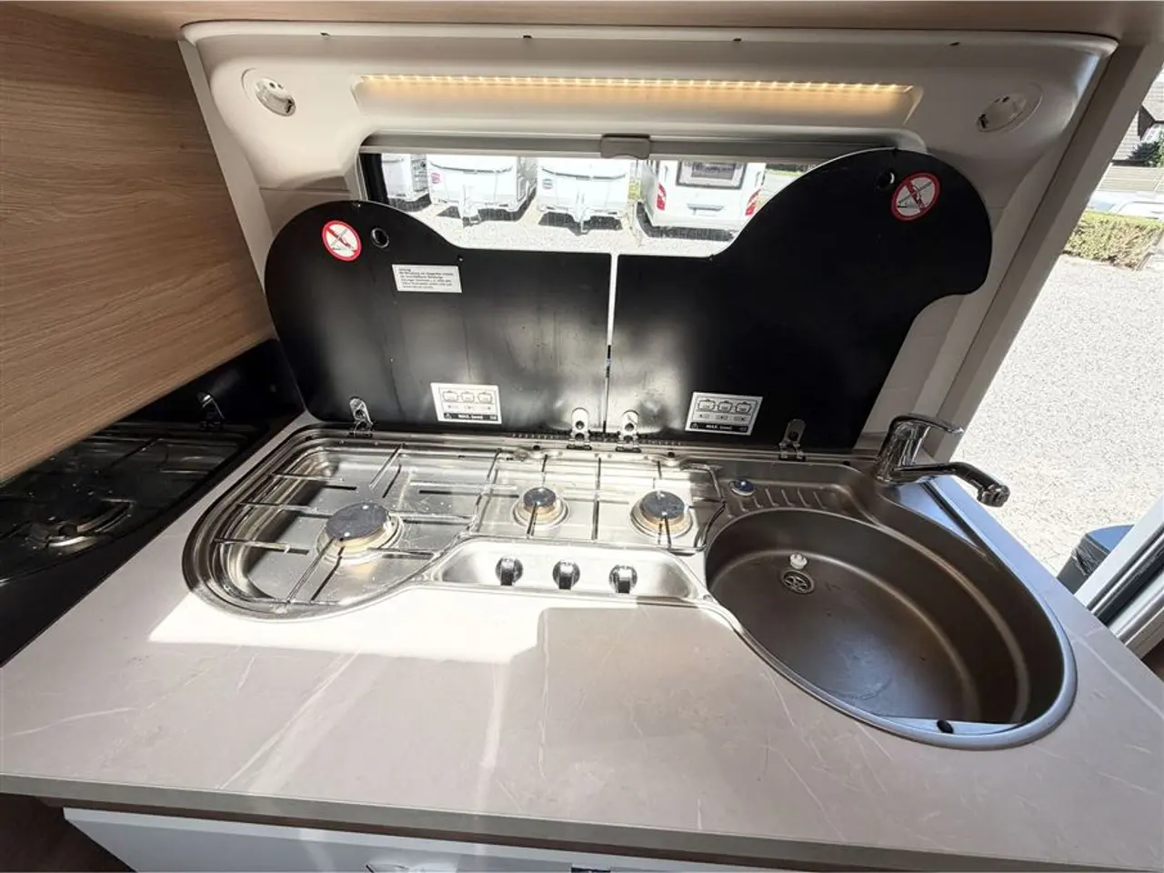 Billede 12 - 2022 - Hobby De Luxe 495 UL Enkeltsenge-Lamel-Mover