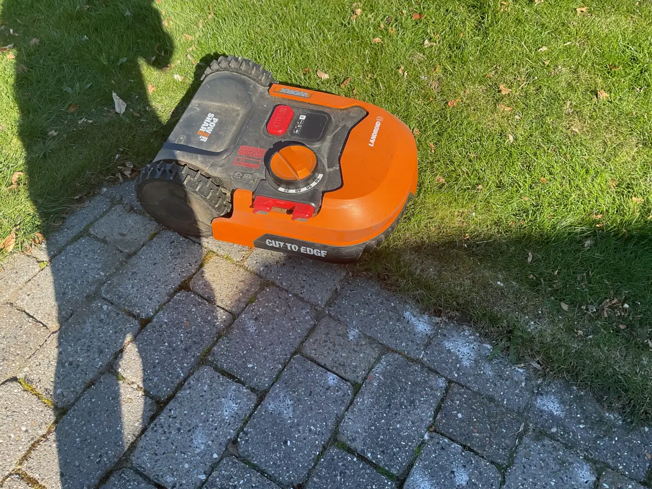 Billede 3 - Robot plæneklipper 