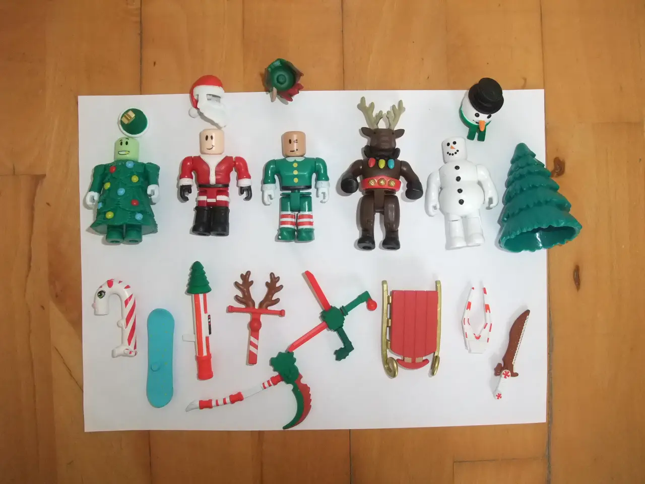 Billede 3 - Jule Roblox Figurer
