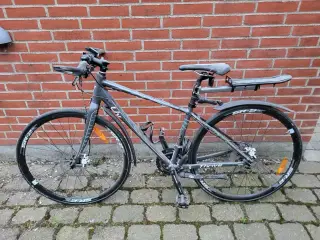 Cykel, Giant Thrive 1 disc damecykel 