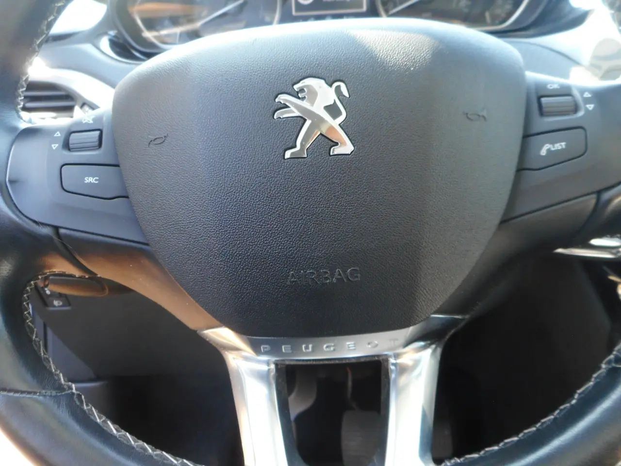 Billede 9 - Peugeot 2008 1,6 BlueHDi 100 Allure Sky