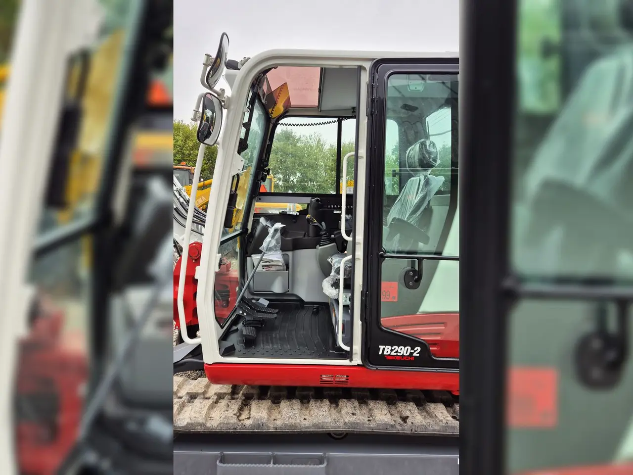 Billede 13 - Takeuchi TB290-2 / Fabriksny / Engcon med gribeklo / MIG2 / Engcon skovlsæt