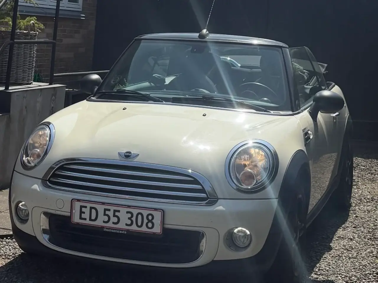 Billede 4 - Lækker Mini One Cabriolet -bliv klar til sommer 