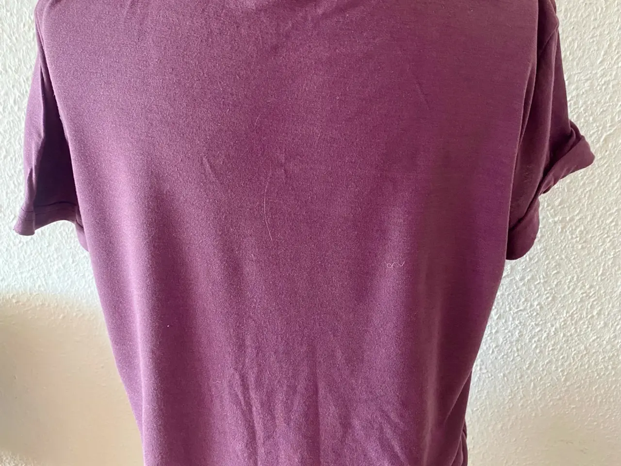 Billede 3 - T-shirt L med blomsterprint