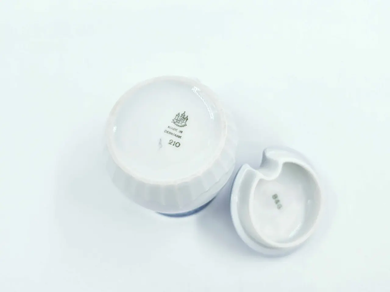 Billede 12 - Mågestel Sennepskrukke/Cremekop Porcelæn