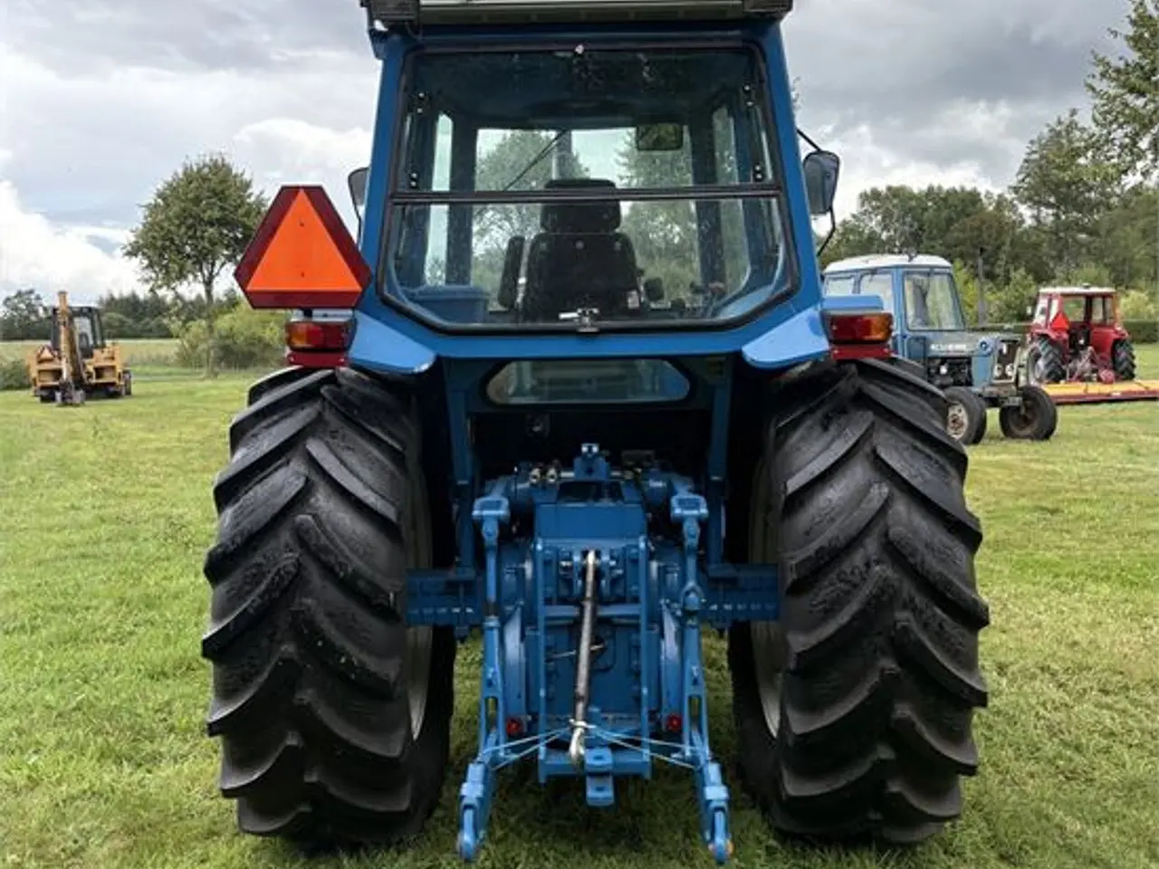 Billede 5 - Ford TW15 - ZF 4WD-system